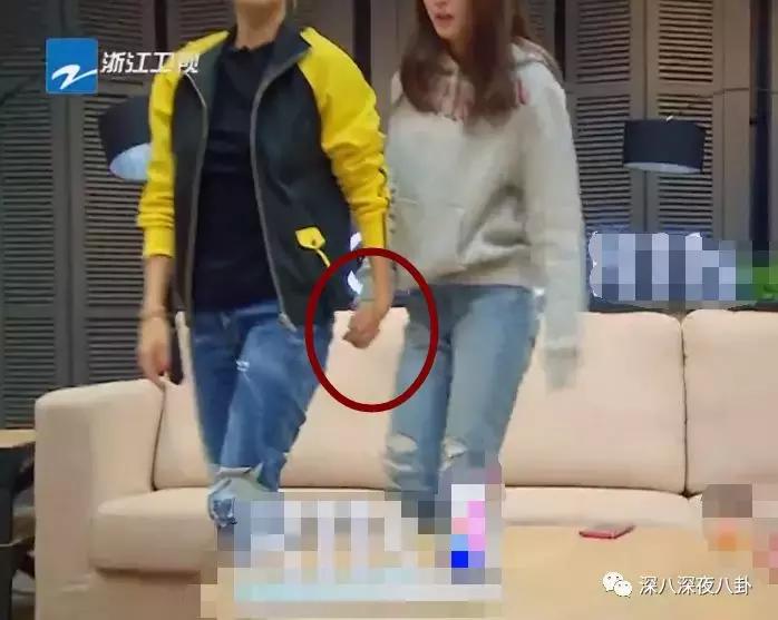 李兰迪和张雪迎是同一届的吗,居然不是