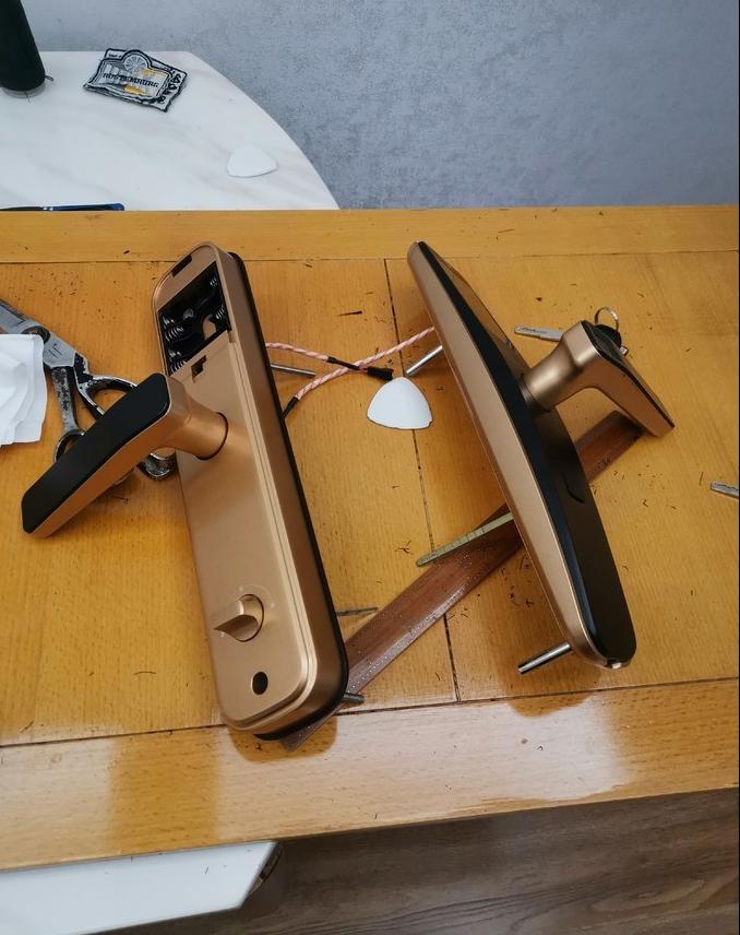 我的指纹是这样修复的，一根六芯线！