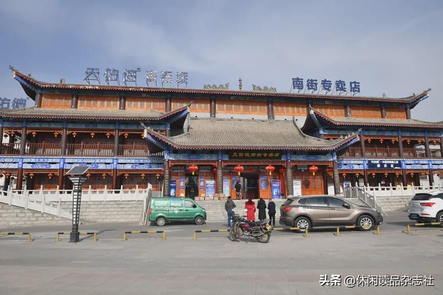 天佑德青稞酒金标出口型46度价格,天佑德互助青稞酒金标和银标对比