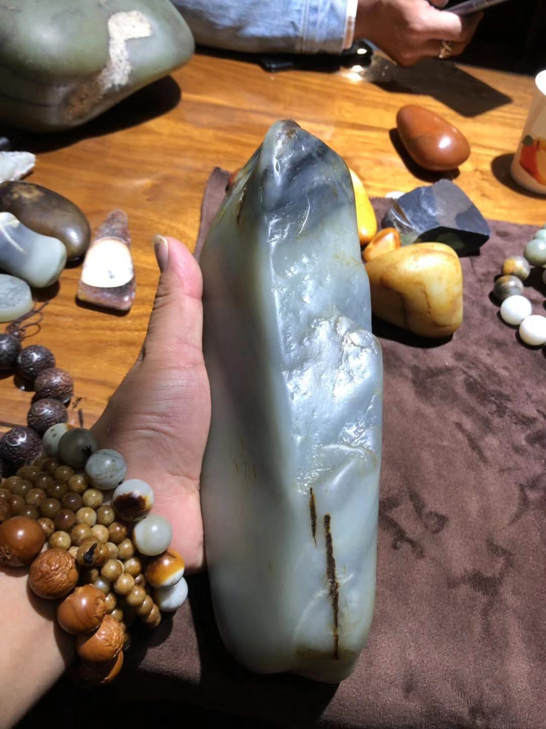 籽料青花手镯有裂,籽料碧玉手镯发干