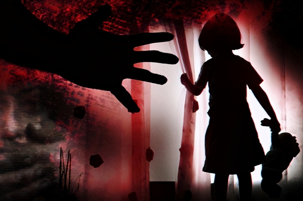 印度女孩被表兄弟侵害后报警,印度12岁女孩被同学侵害后续