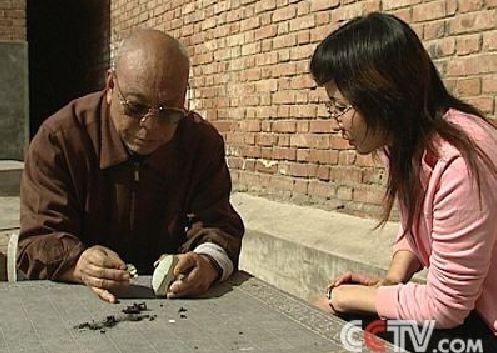 *物文**考古学家罗西章:无怨无悔做国宝守护者