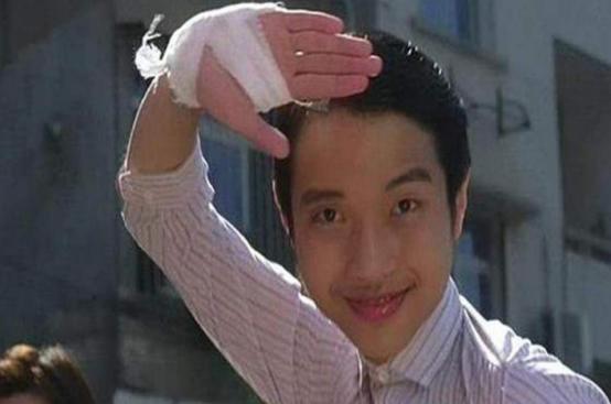 还记得功夫里面的龅牙珍么,功夫片段酱爆说他是绝世高手