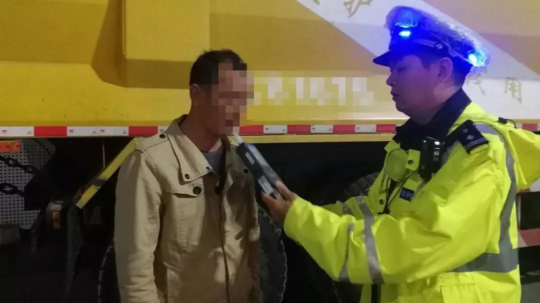 酒精含量141吊销驾驶证还能复议吗,酒驾吹气30吊销驾驶证吗