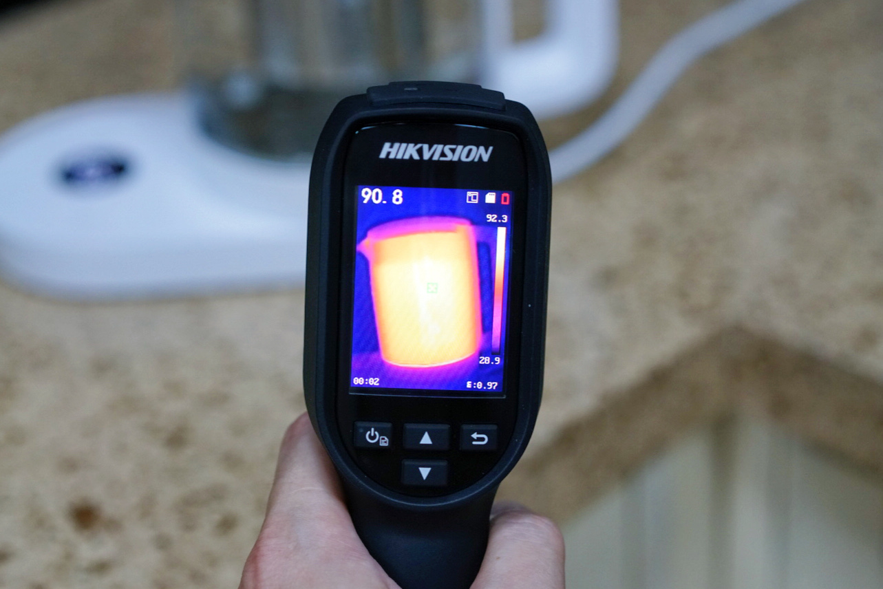 一人一桶，仿手搓洗—觉飞内衣裤洗衣机到底是不是智商税？