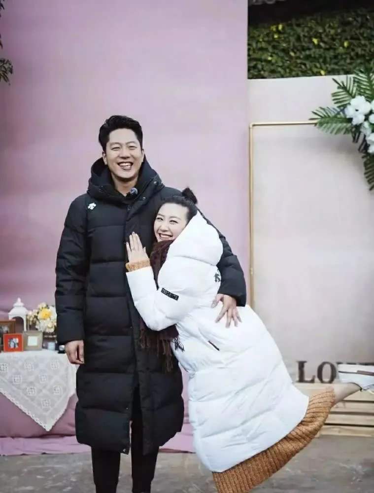 凌潇肃唐一菲,凌潇肃与唐一菲