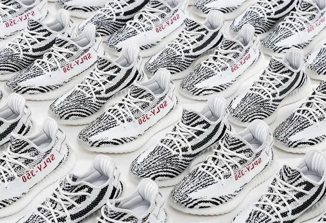 yeezy350v2白斑马二代,yeezy350白斑马跟灰斑马