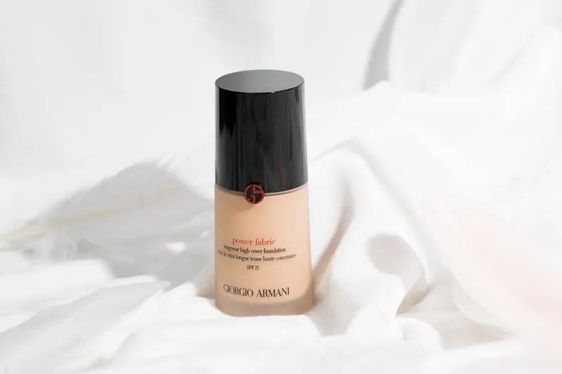 适合新手的持妆粉底液推荐,油皮持妆公认最好的粉底液