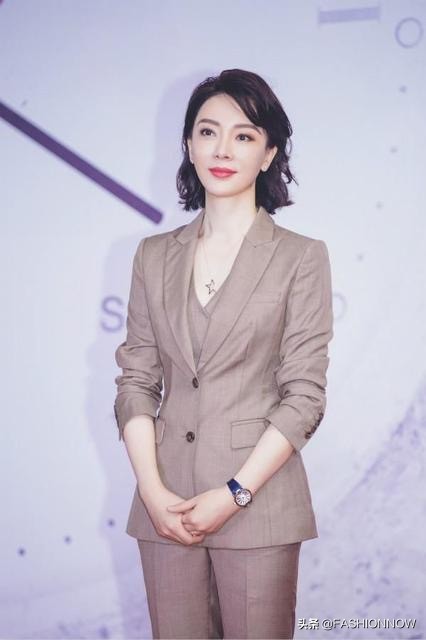 陈数斯黛拉蓝色套装,陈数不愧是中年女性穿搭教科书