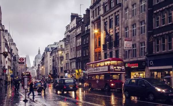 arainyday短文,arainyday英语绘本