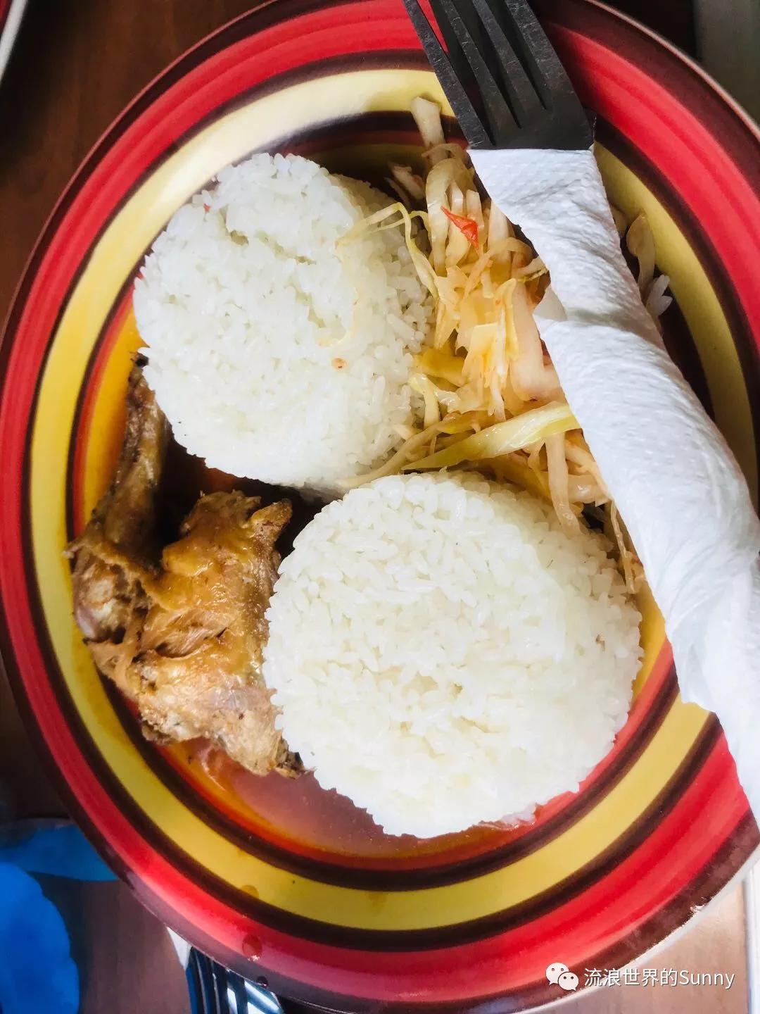 流浪非洲，乘坐中国援建火车去赞比亚，满满的亲切