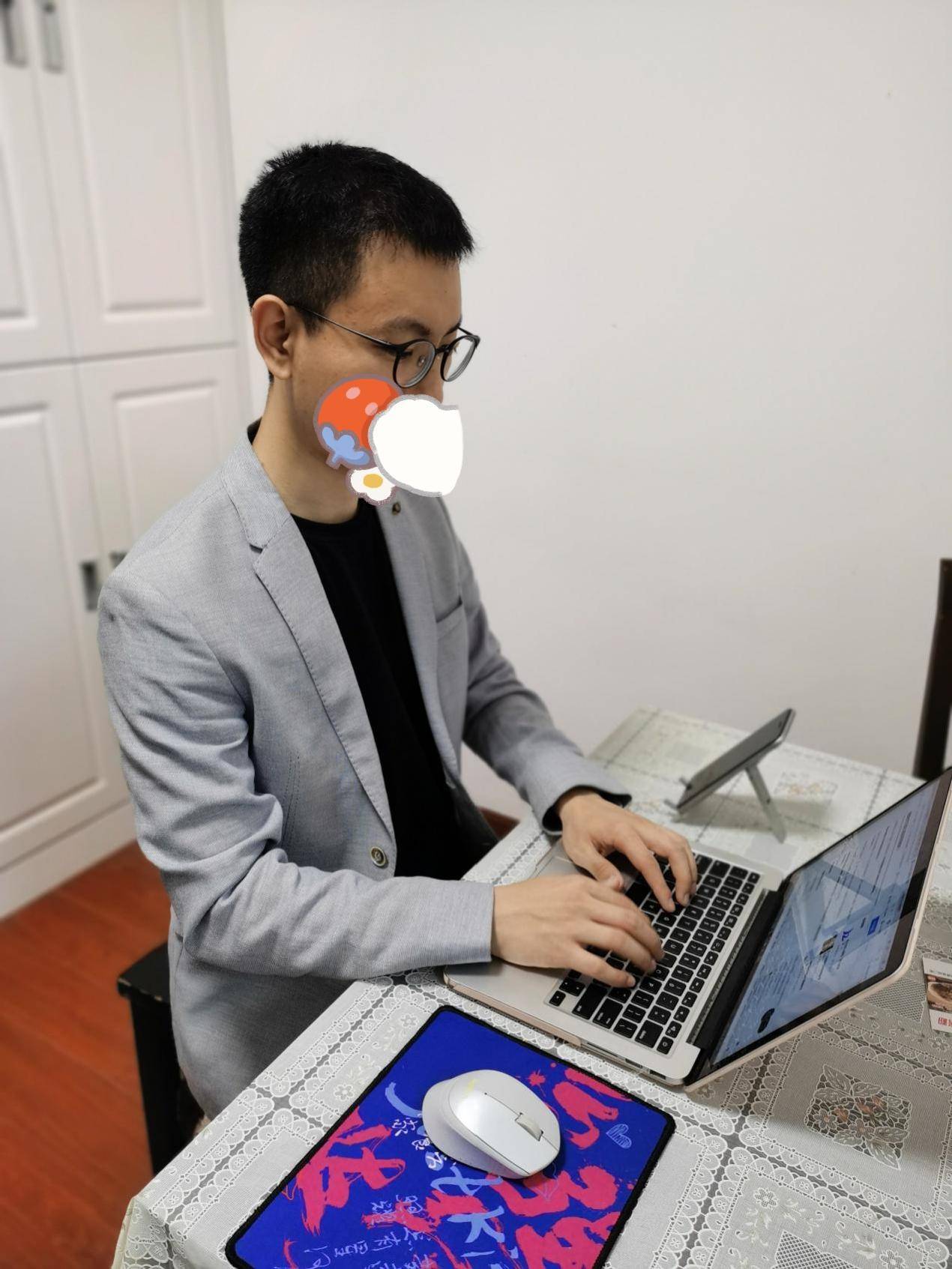 满园春色关不住谷雨时,蔡司配眼镜怎么选镜片