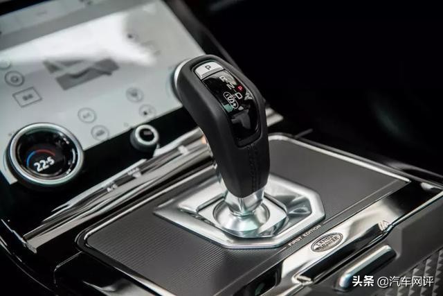 全新一代路虎揽胜极光国内试驾,新款路虎揽胜极光对比试驾