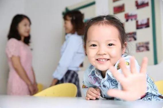 小孩换牙怎么才能换整齐,小孩换牙怎么才能换一口整齐的牙