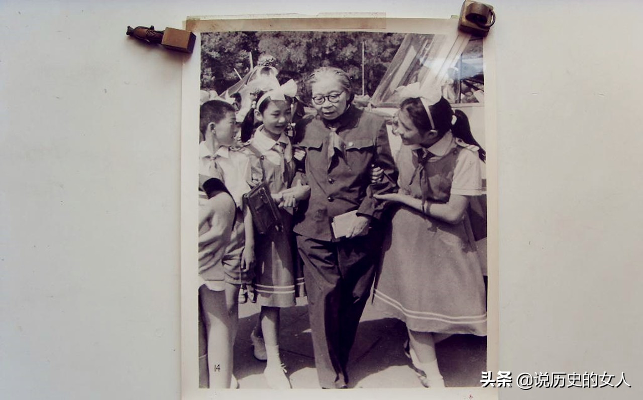 她当童养媳常遭家暴，成女将军后回家探亲遇到前夫，如何解决之？