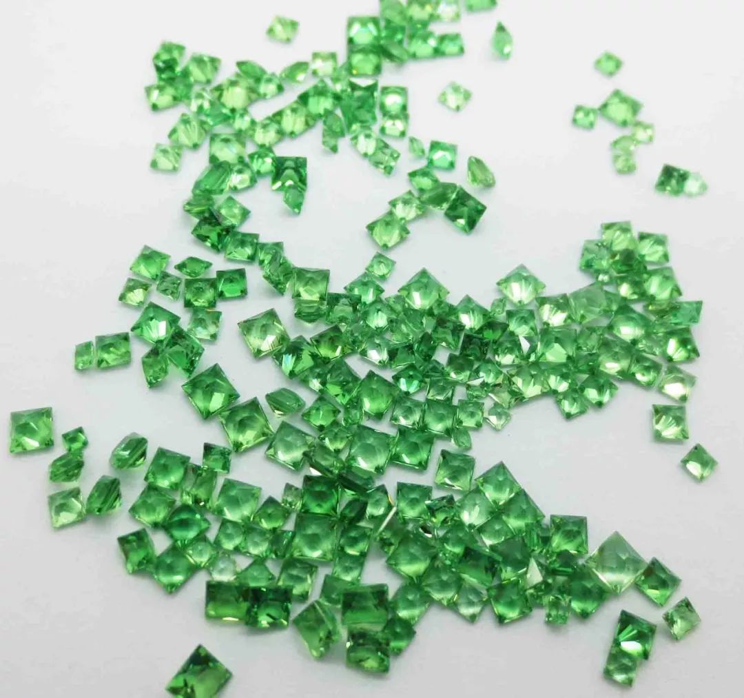 沙弗莱身价多少,沙弗莱为什么比祖母绿便宜