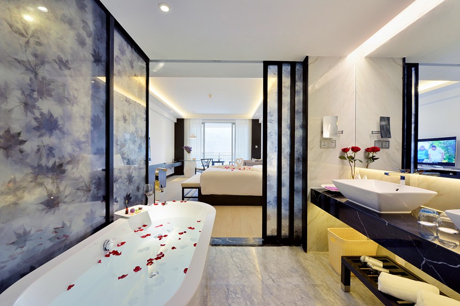 亚龙湾华宇和亚龙湾迎宾馆,三亚华宇度假酒店海鲜自助