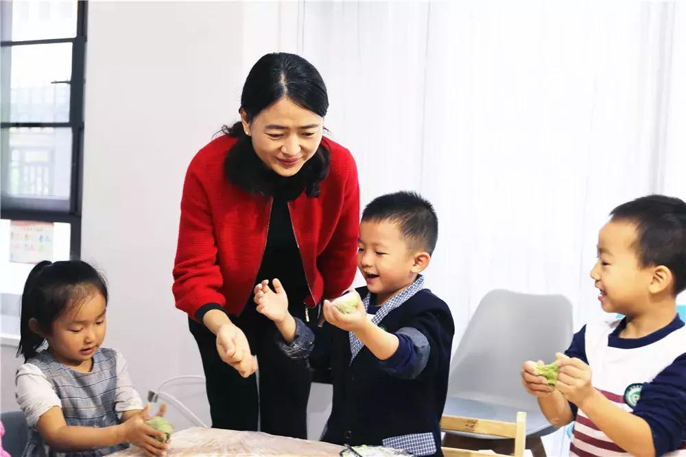 三尺讲台上的梦想,三尺讲台是我的梦想