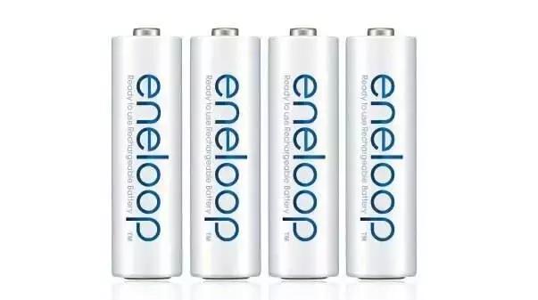 几百块的闪光灯和原厂有什么区别,几百块钱的镜片相差大吗