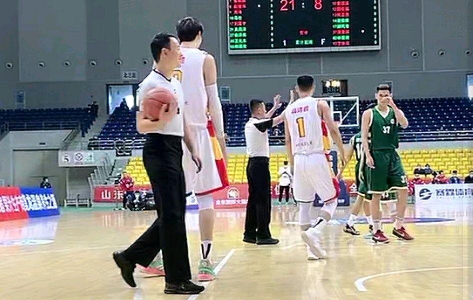 辽宁张镇麟半场三分,新疆辽宁张镇麟四记三分