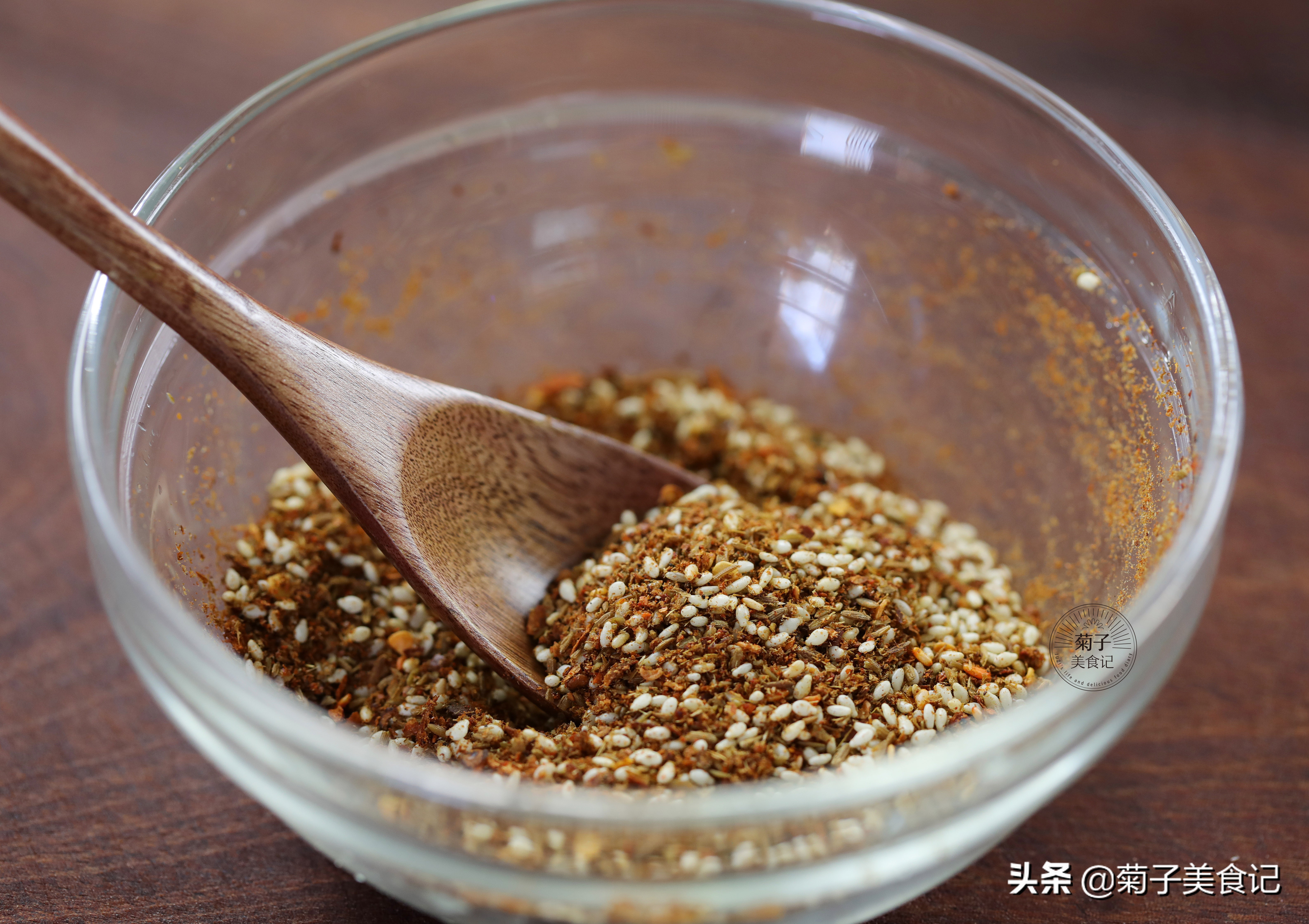 羊肉怎么炖着吃不柴没有膻味,羊肉现炖的好吃还是过夜的好吃