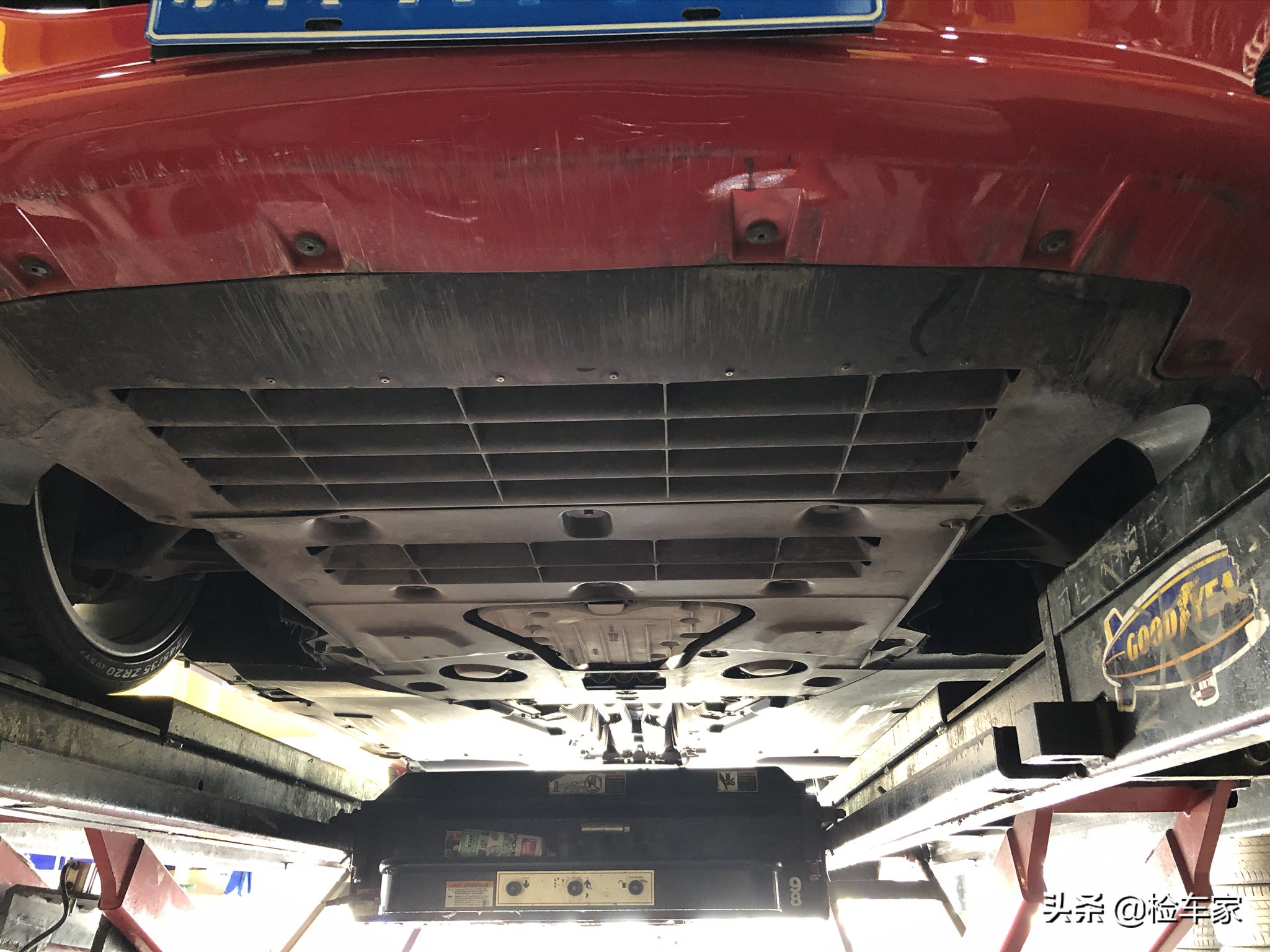 法拉利加州一年贬值多少,法拉利贬值300多万