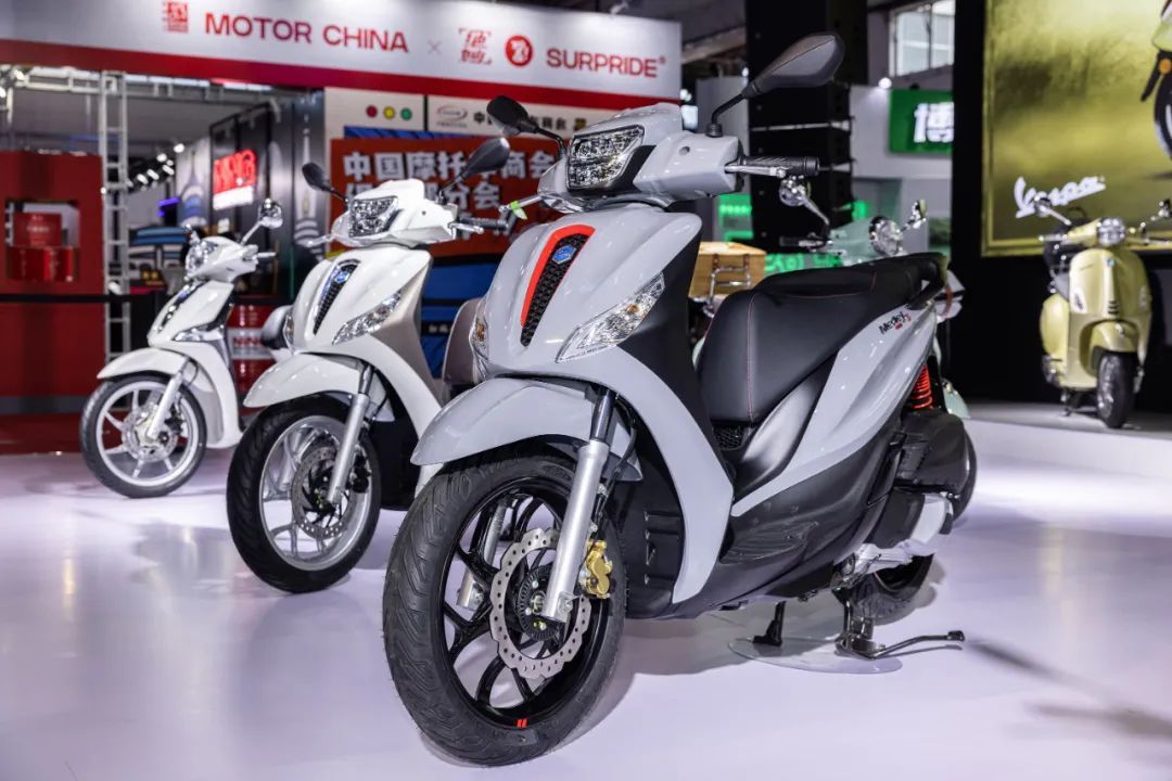 卖10多万的比亚乔vespa,北京摩展比亚乔medley
