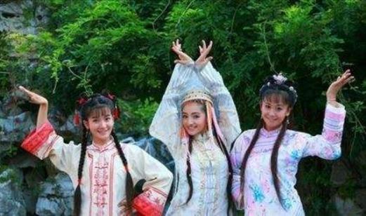 麦迪娜说海陆和于小彤的视频,新生日记姜潮麦迪娜谈海陆