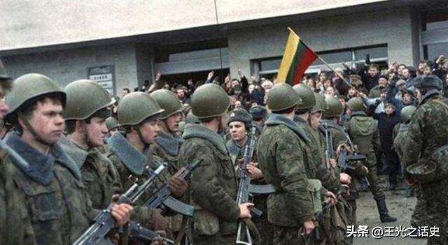 和德国纳粹不共戴天的俄罗斯，为什么有“光头纳粹”?