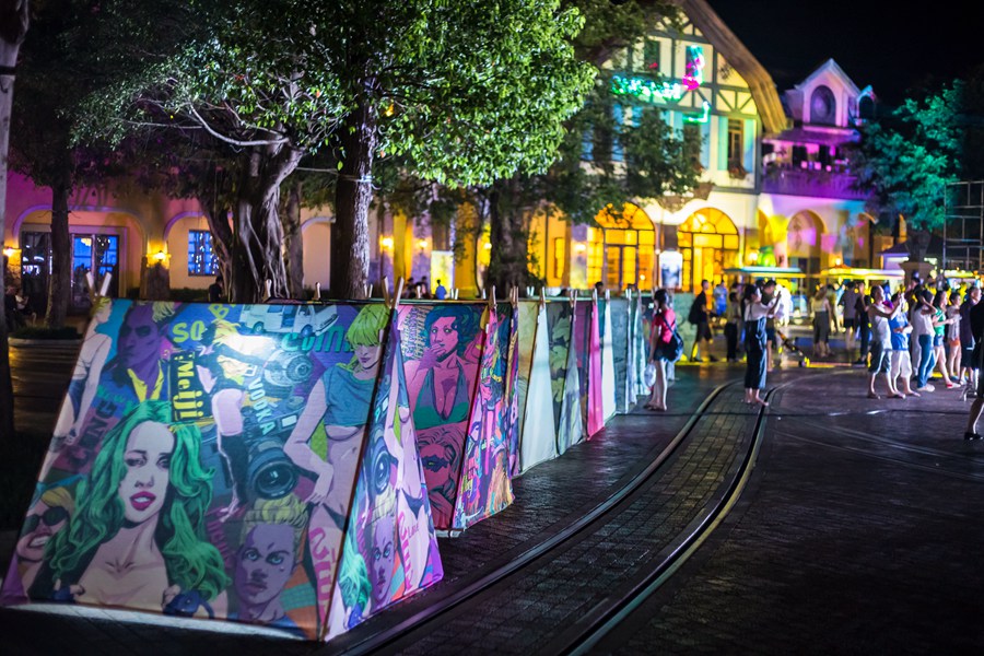 华侨城瀑布酒店房+餐+票，全部只要499！景区VIP通道免排队等你来