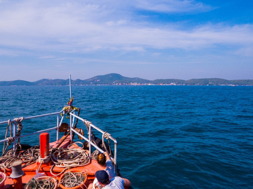 芭提雅旅游格兰岛,泰国芭提雅格兰岛穿什么衣服