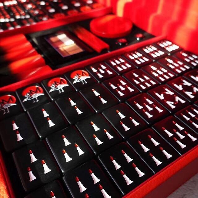 猪猪女孩彩妆教程 (新年限定彩妆集合)