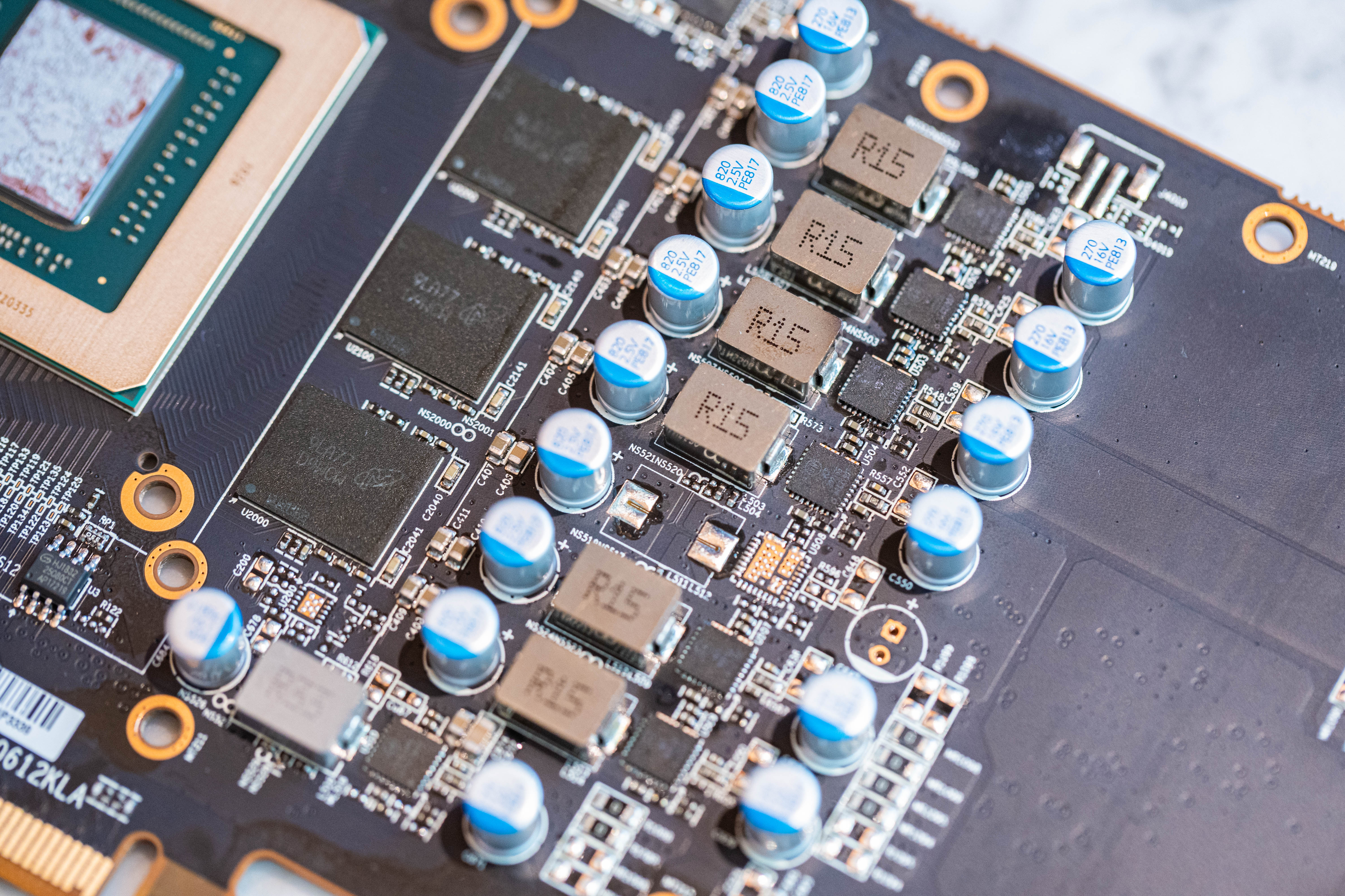 讯景xfxrx5908g黑狼版,xfx讯景rx5708g黑狼版