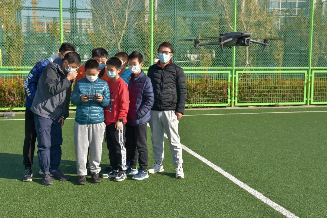 “疆”遇良才！滨城泰达校企合作，科技助力学生“飞天”梦