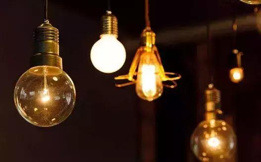 出故障抛锚的英语,汽车事故英语词汇怎么说