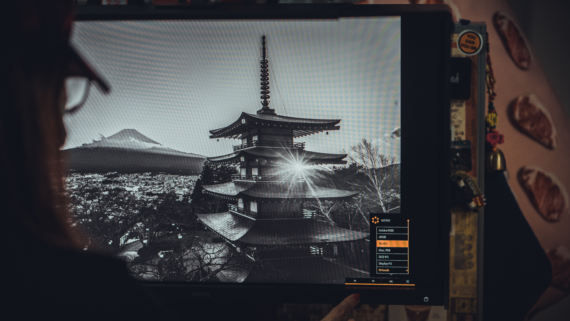 明基显示器sw270c与sw270pt区别,明基sw270c显示器提示校色