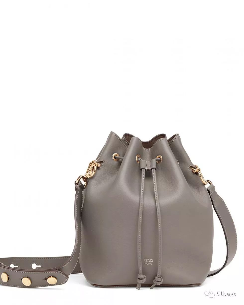 lv2023新款包包法棍大象灰,大象灰和米白色包包哪个好看