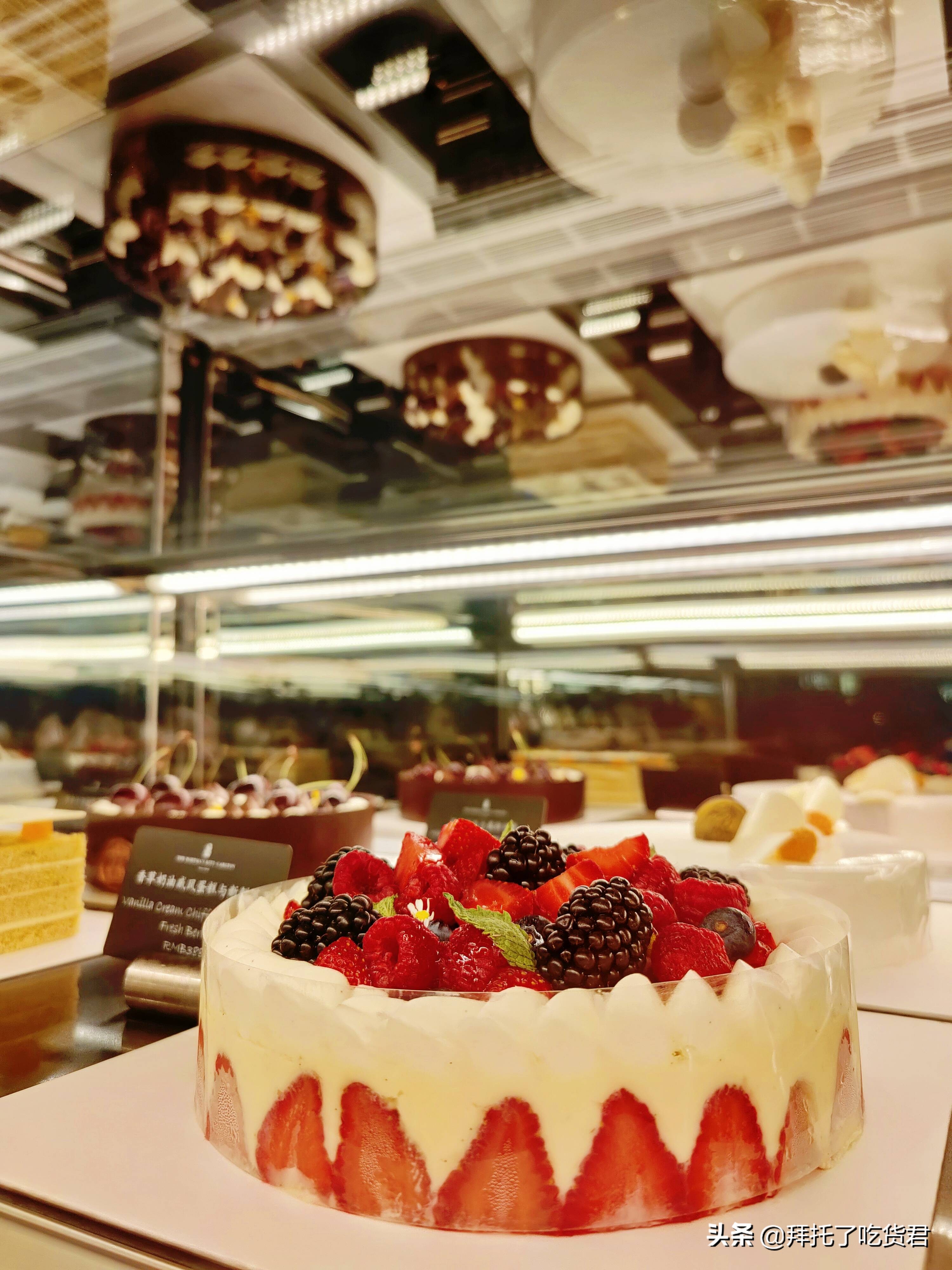 摊牌了！美食作家的生日蛋糕选哪款？