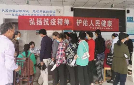 弘扬抗疫精神同心共抗疫情,医师节弘扬抗疫精神护佑人民健康