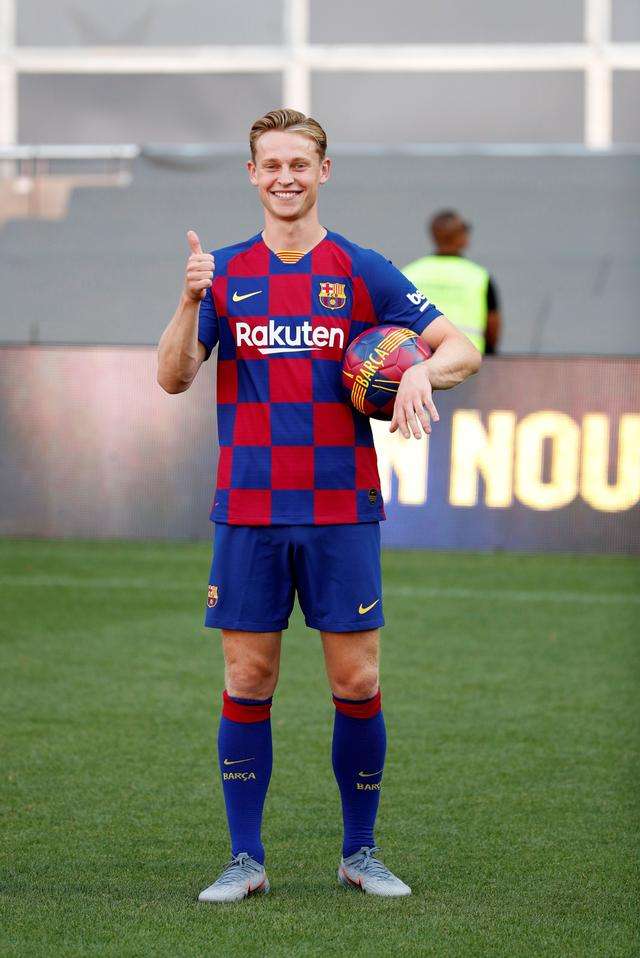 足球界的帅哥照片,足球界帅哥颜值排行