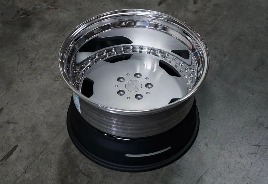 普通车如何改轮圈 (汽车可以改轮圈样式吗)