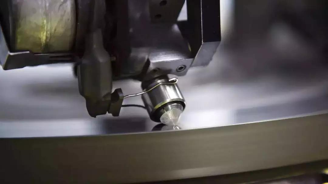 结婚花一万多买钻戒有必要吗,钻石是可靠的还是骗人的