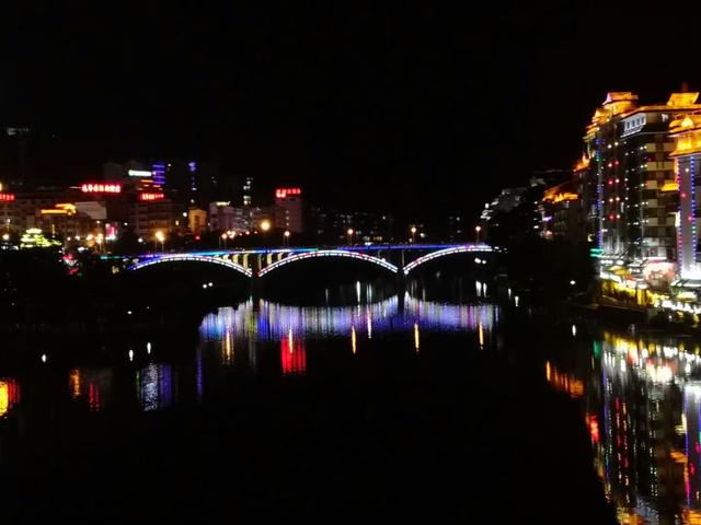 龙胜小城夜景视频,桂林龙胜有多漂亮