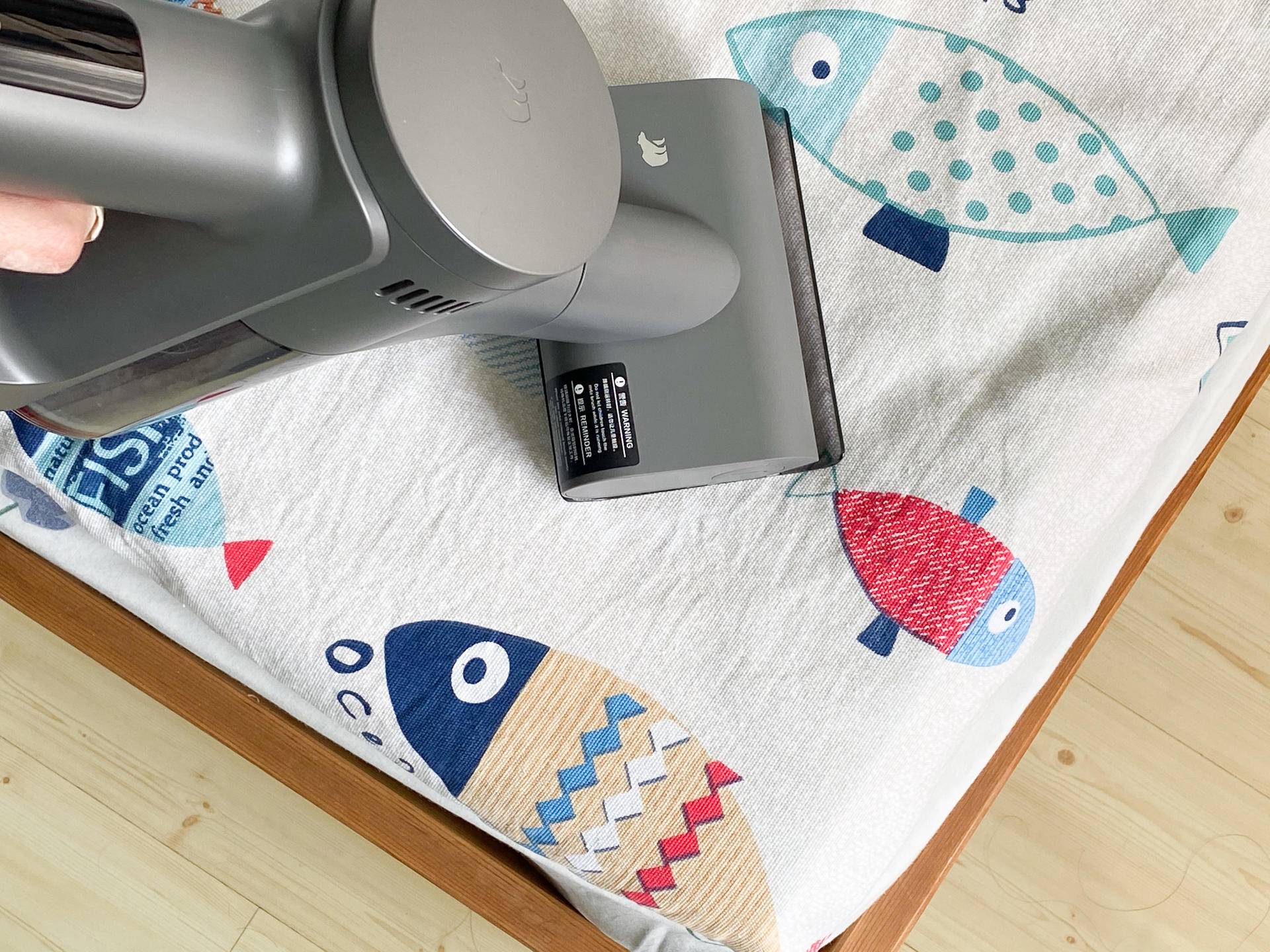 一人轻松扫全屋,娇小女生最爱用?顺造轻量手持吸尘器L1体验