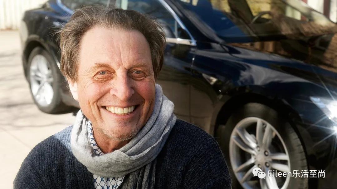 前夫爱继女，单身养出三超壕，31岁离婚后开启美魔女传奇