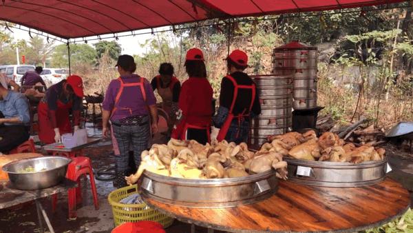 一座小城活跃着10000+乡厨，什么原因让粤西吴川这传统长盛不衰？