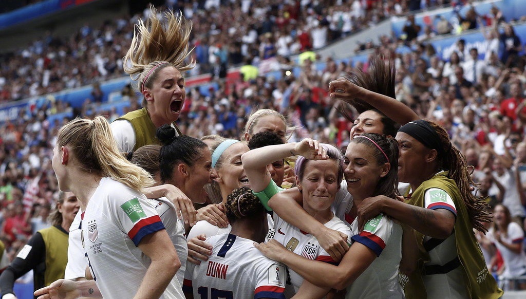 女足世界杯引起巨大争议,女足世界杯再度引发争议