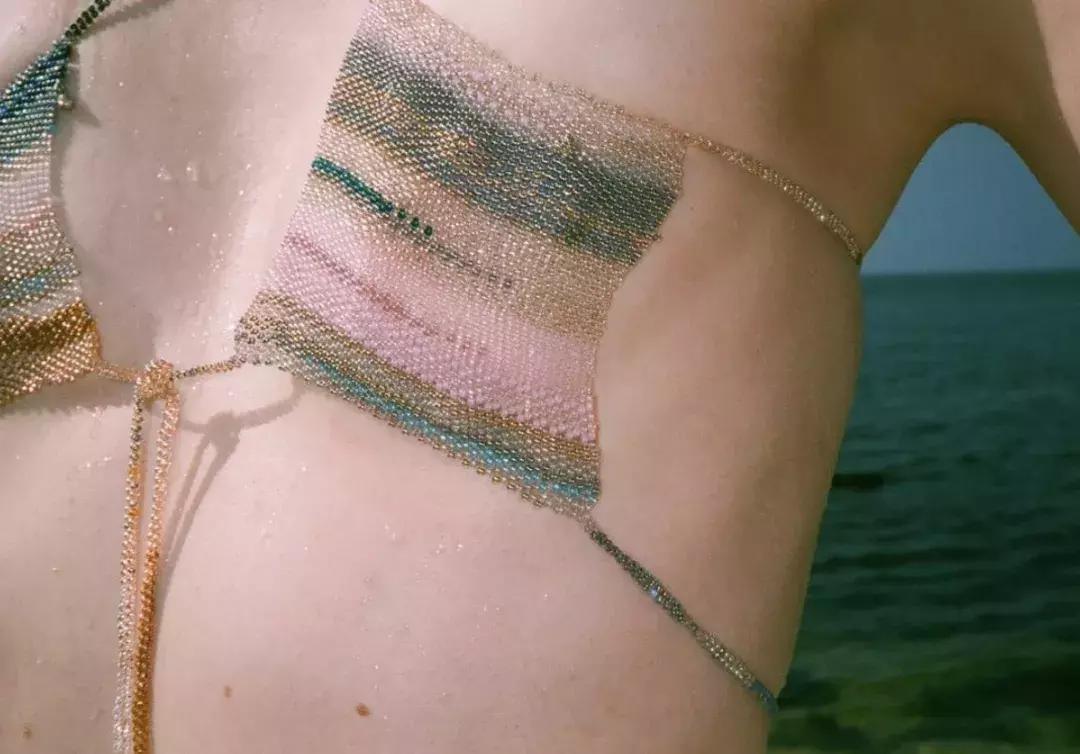 火爆全宇宙的“泫雅风”背后有着怎样的文化元素？转发送眼影盘