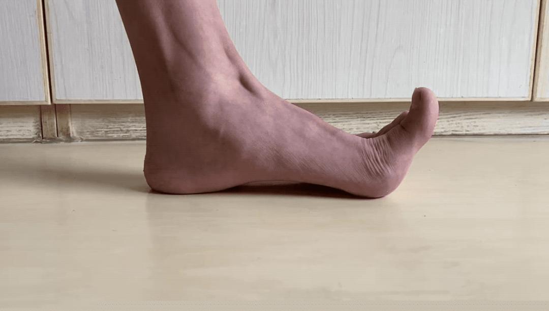 儿童扁平足的矫正训练,儿童矫正扁平足的最佳锻炼方法