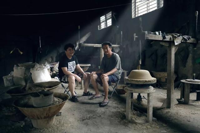 朝电话敬军礼、辞退掺假员工、年入两千万：1万退伍军人的创业逆战